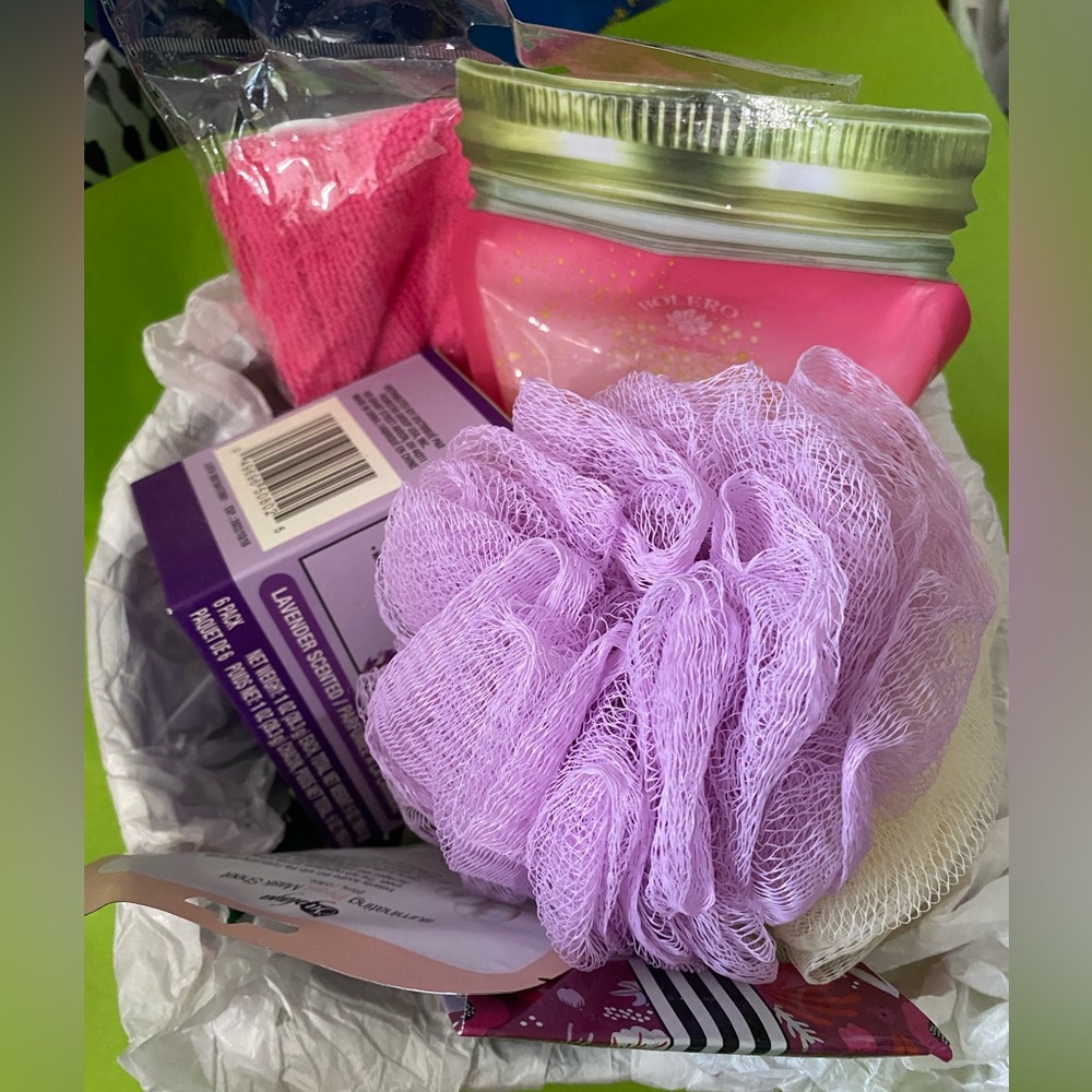 Spa day basket